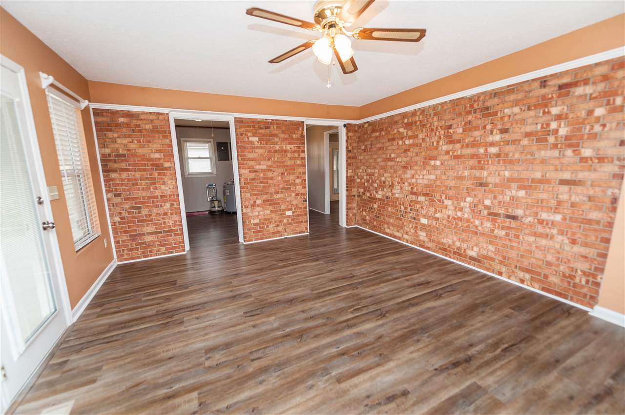 334 Thompson Road Chesnee, SC 29323 - Photo 14 of 35