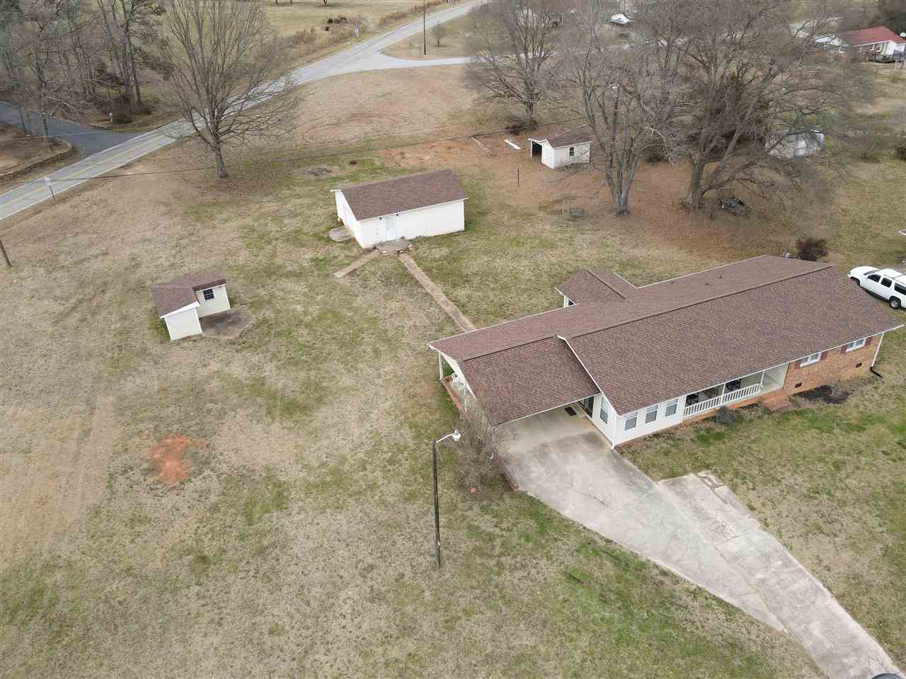 334 Thompson Road Chesnee, SC 29323 - Photo 32 of 35