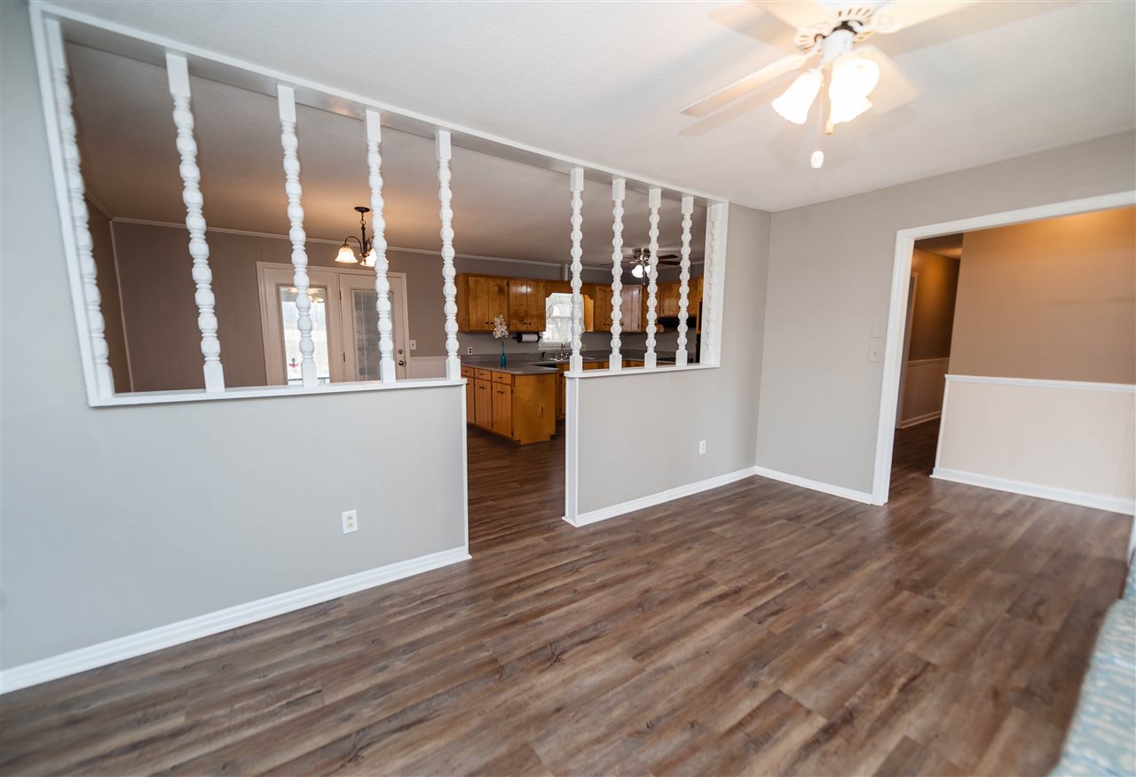 334 Thompson Road Chesnee, SC 29323 - Photo 4 of 35