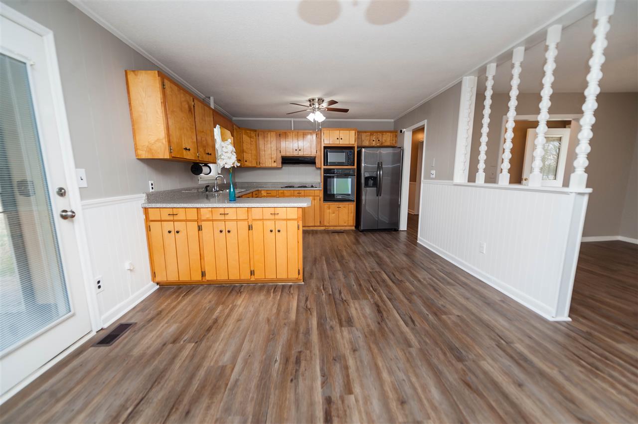 334 Thompson Road Chesnee, SC 29323 - Photo 7 of 35