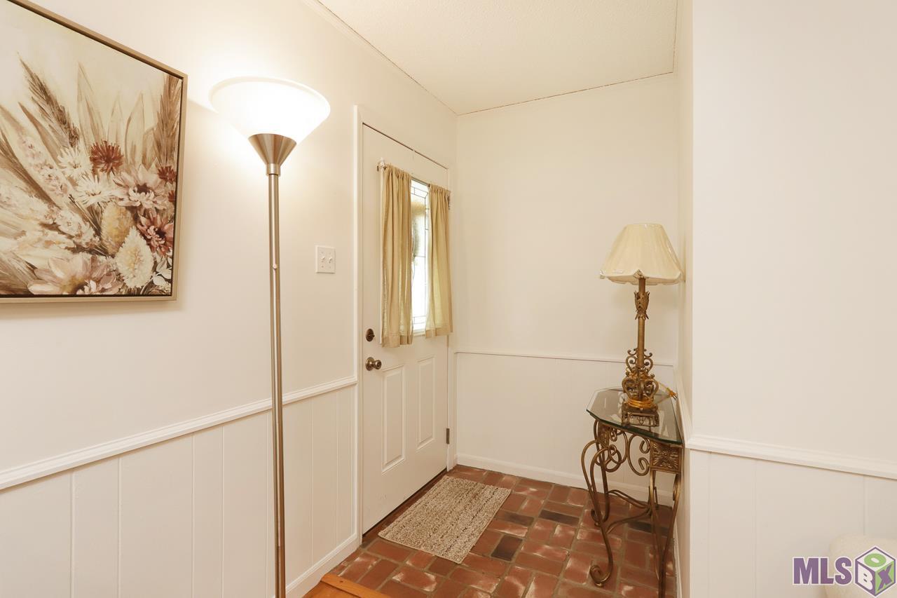 2128 Elkwood Drive Baton Rouge, LA 70816 - Photo 4 of 17