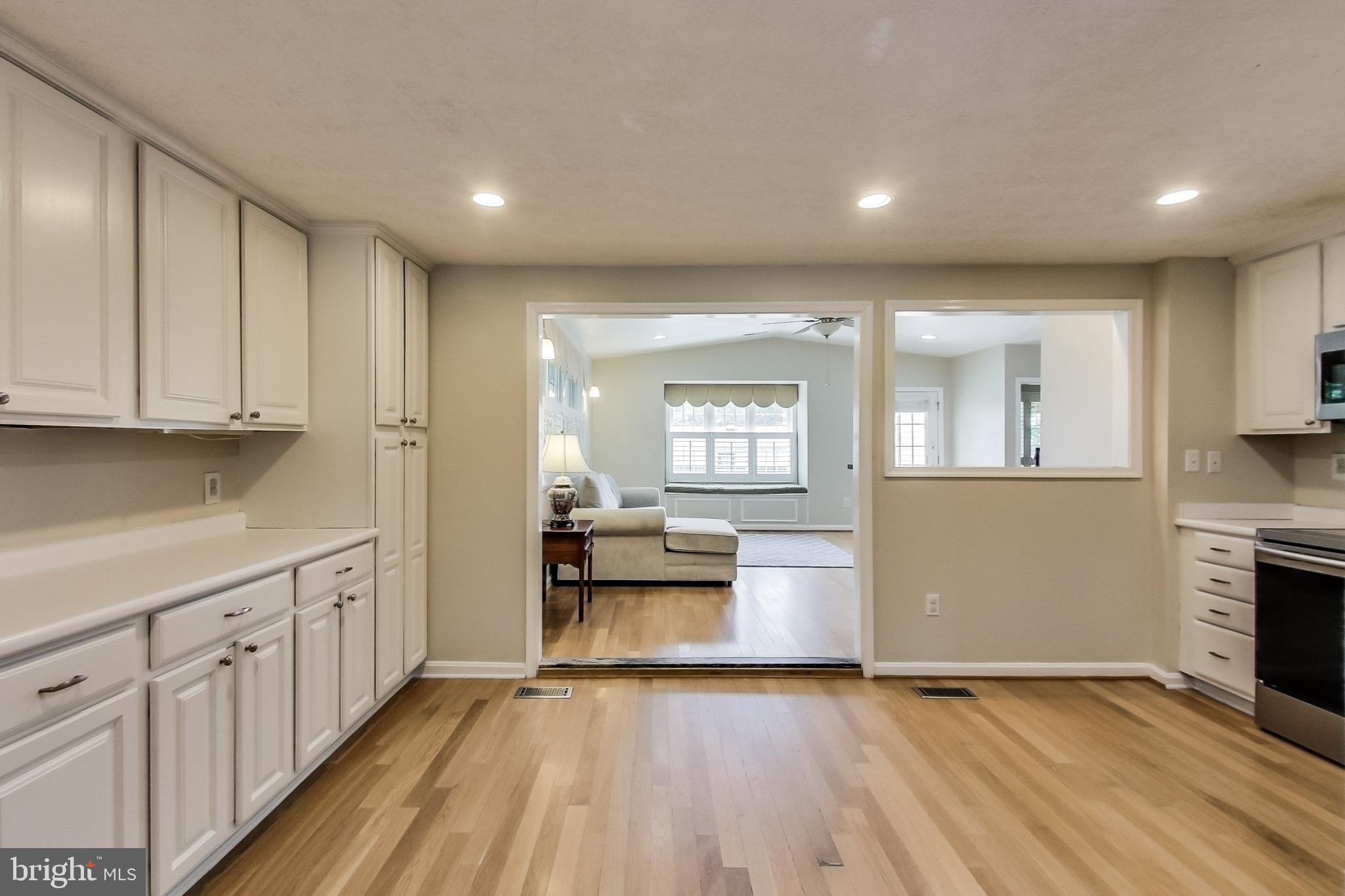 4515 Cub Run Road Chantilly, VA 20151 - Photo 11 of 58
