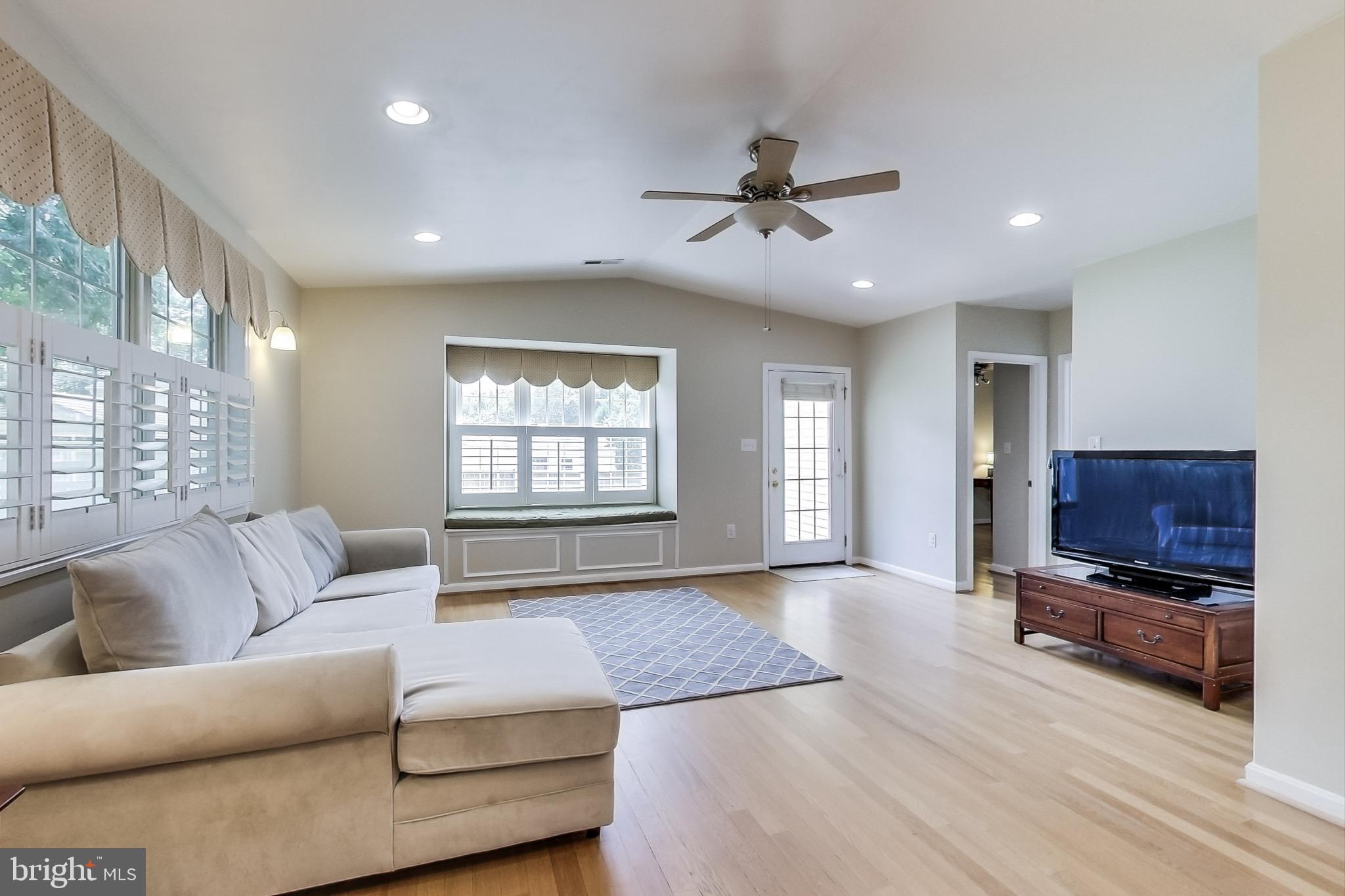 4515 Cub Run Road Chantilly, VA 20151 - Photo 15 of 58