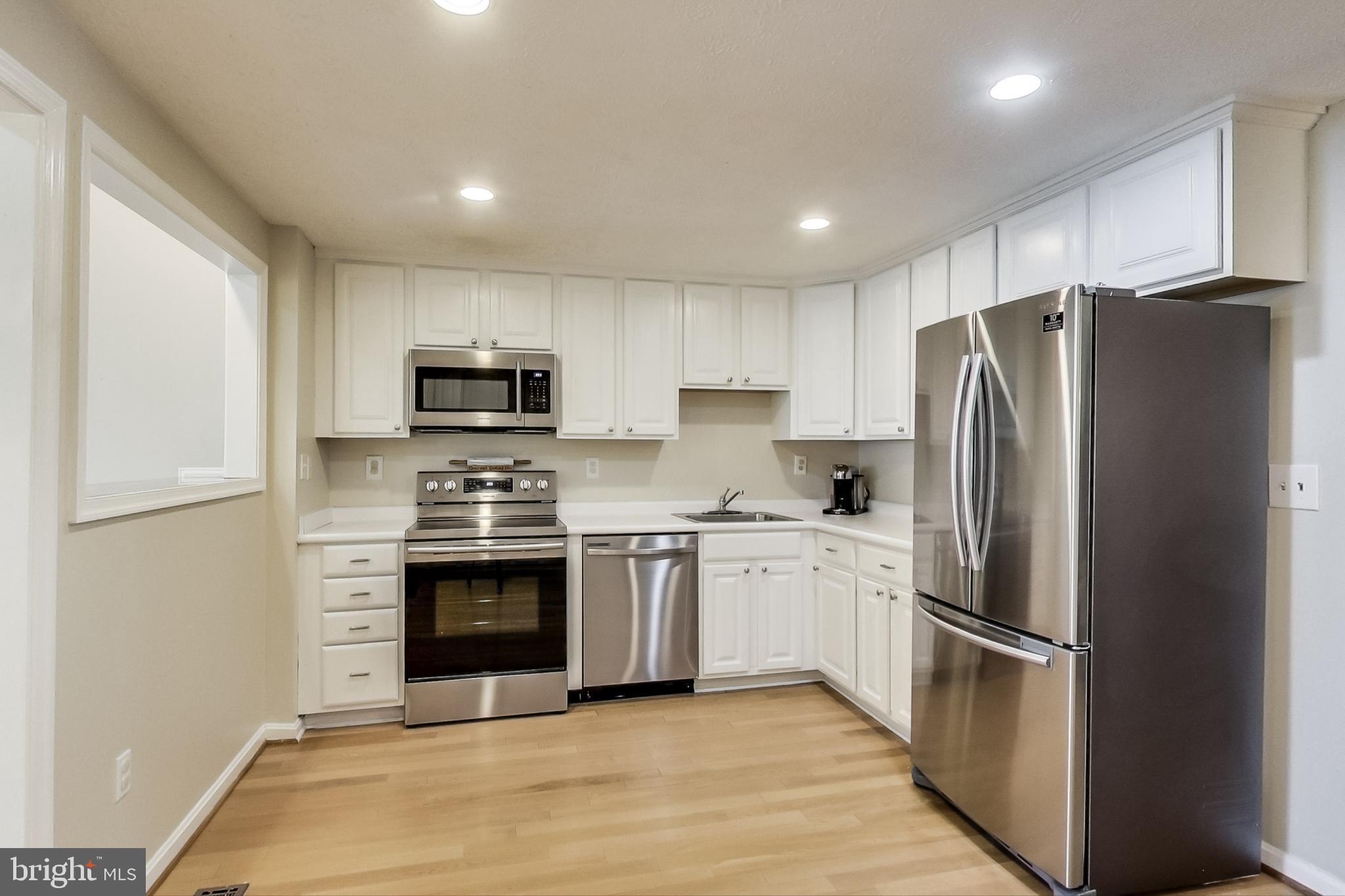 4515 Cub Run Road Chantilly, VA 20151 - Photo 10 of 58