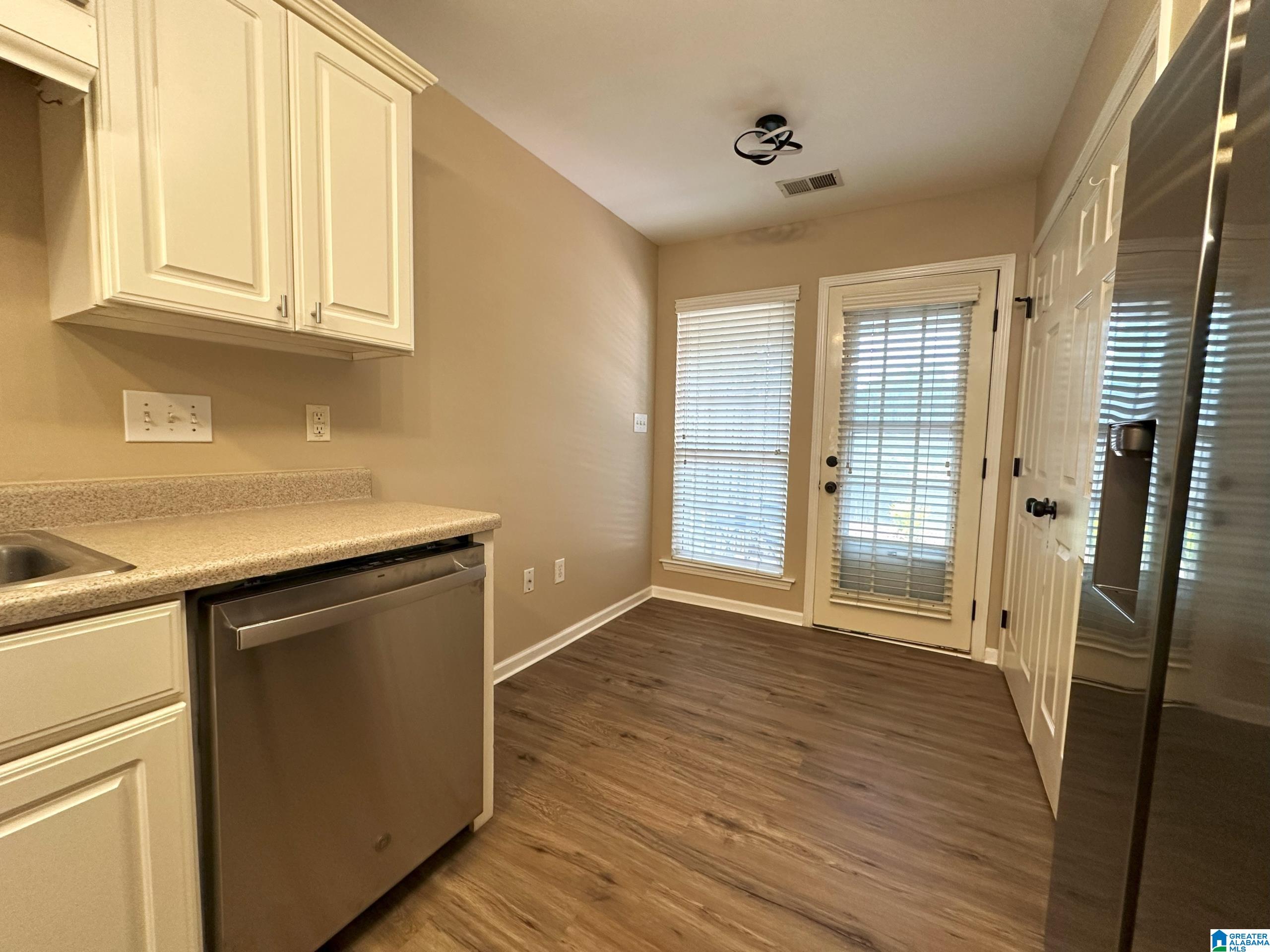 203 Rocky Ridge Drive Helena, AL 35080 - Photo 11 of 23