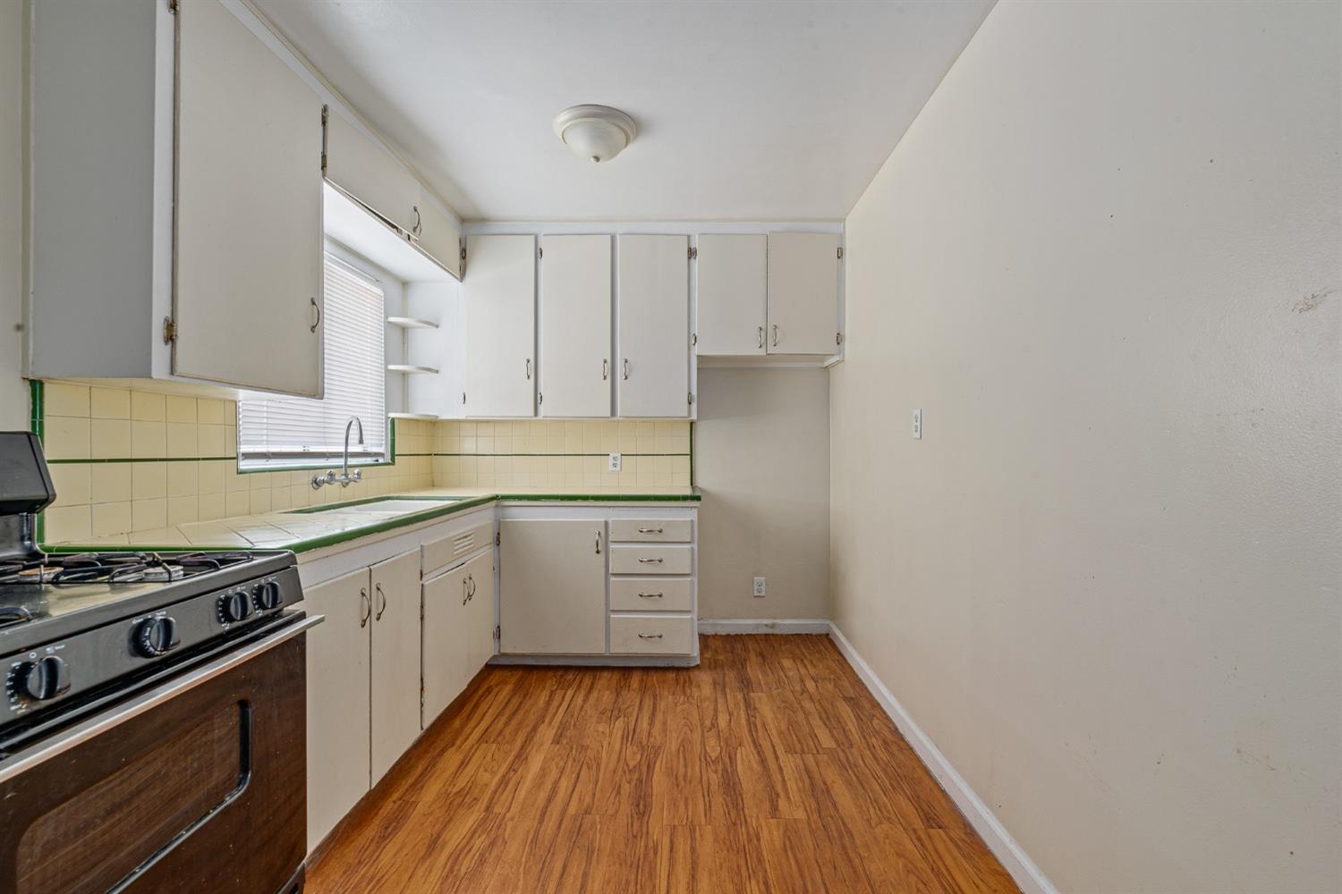 127 West 18th Street Merced, CA 95340 - Photo 26 of 86