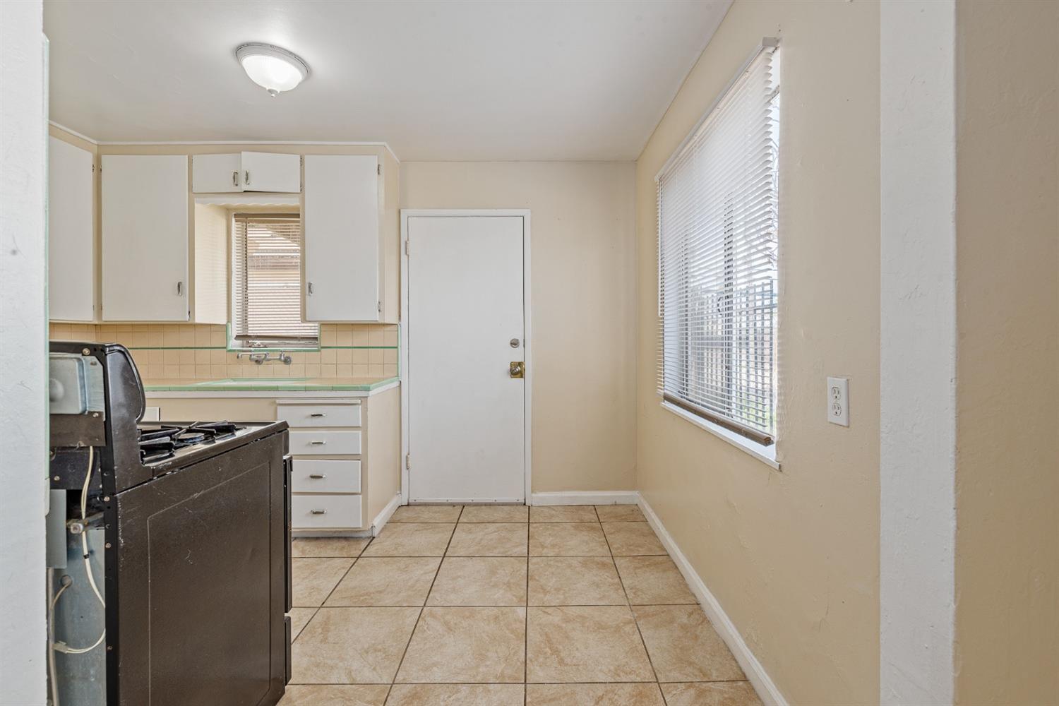 127 West 18th Street Merced, CA 95340 - Photo 43 of 86