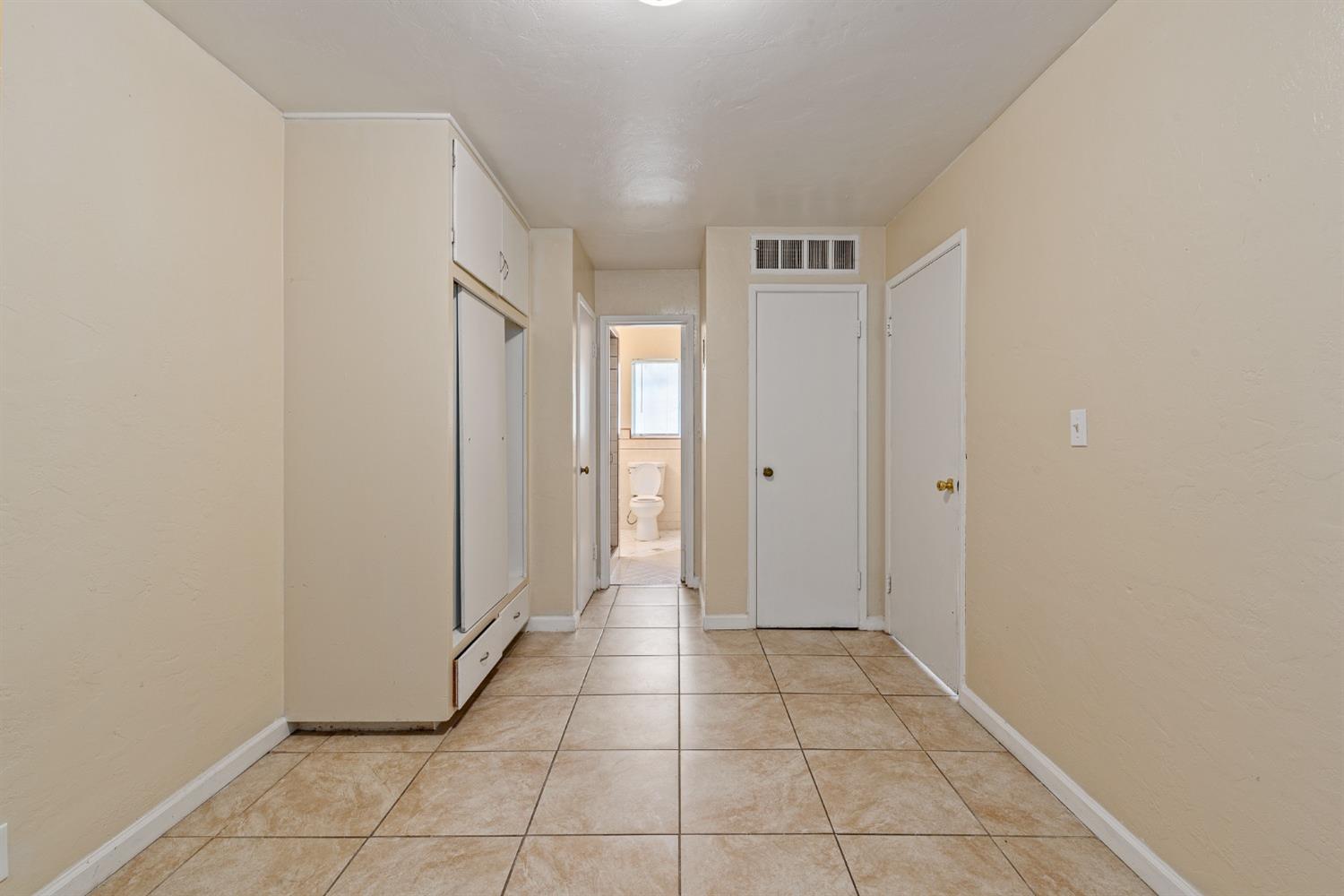 127 West 18th Street Merced, CA 95340 - Photo 47 of 86