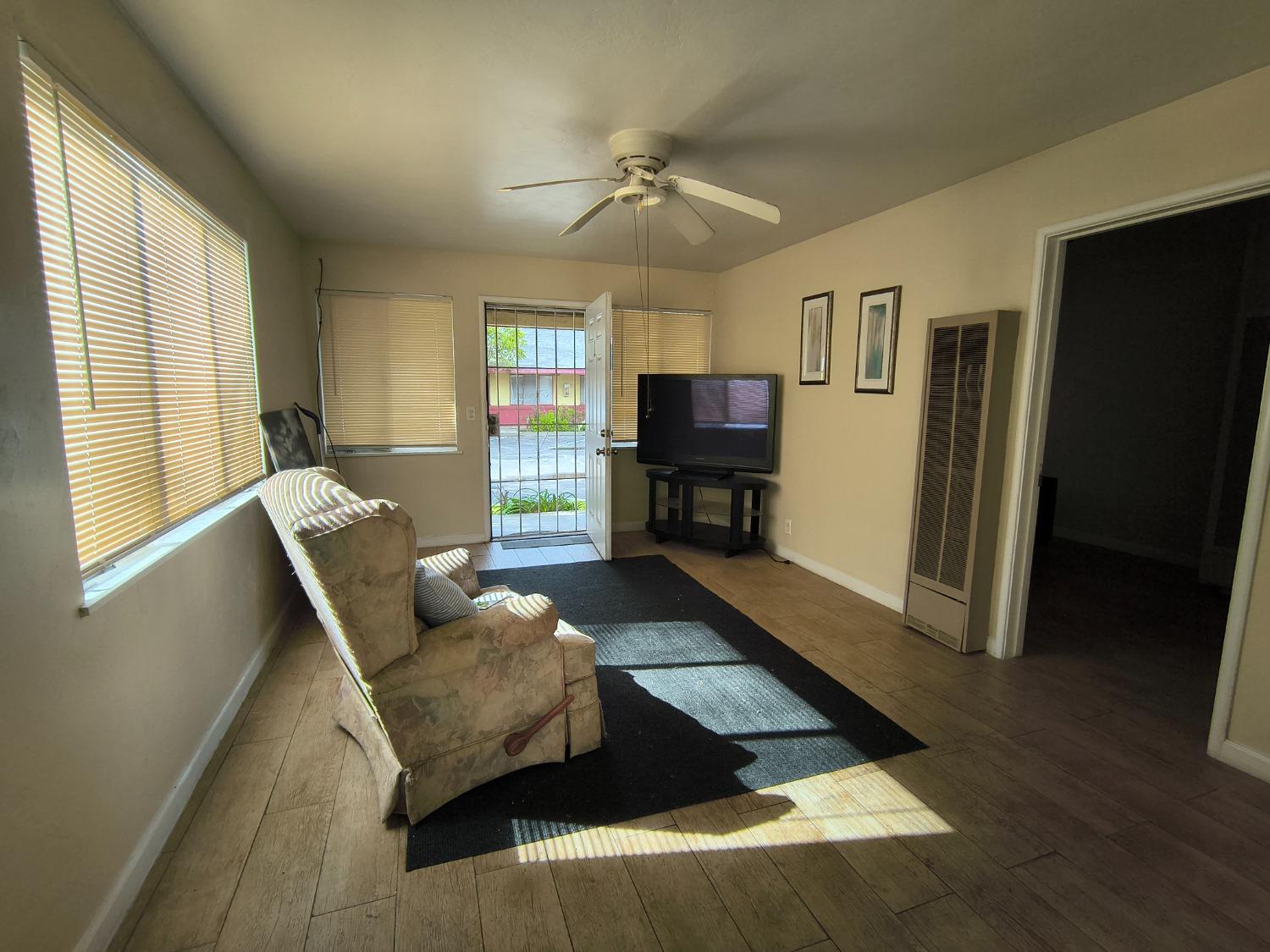 127 West 18th Street Merced, CA 95340 - Photo 58 of 86