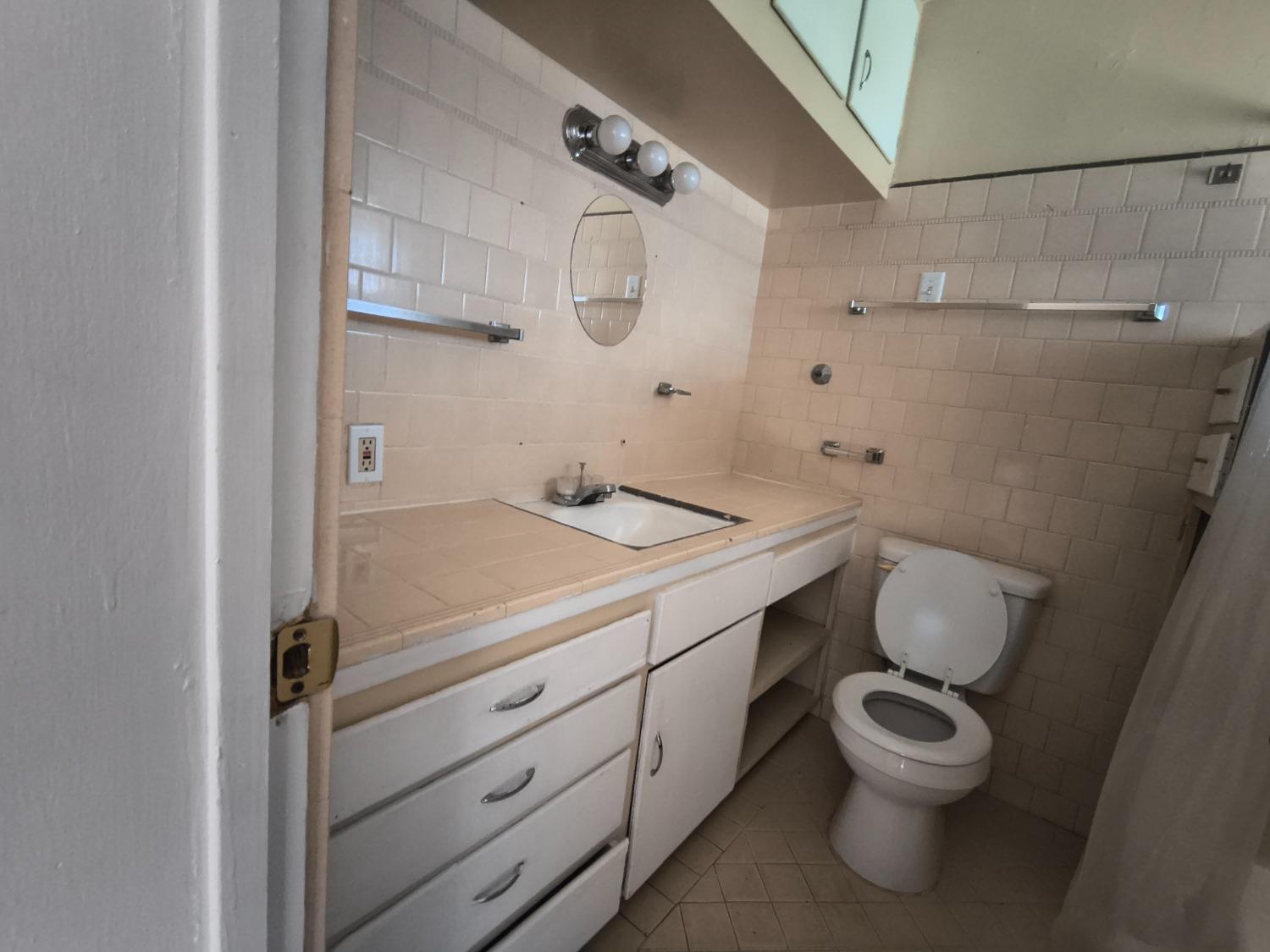 127 West 18th Street Merced, CA 95340 - Photo 84 of 86