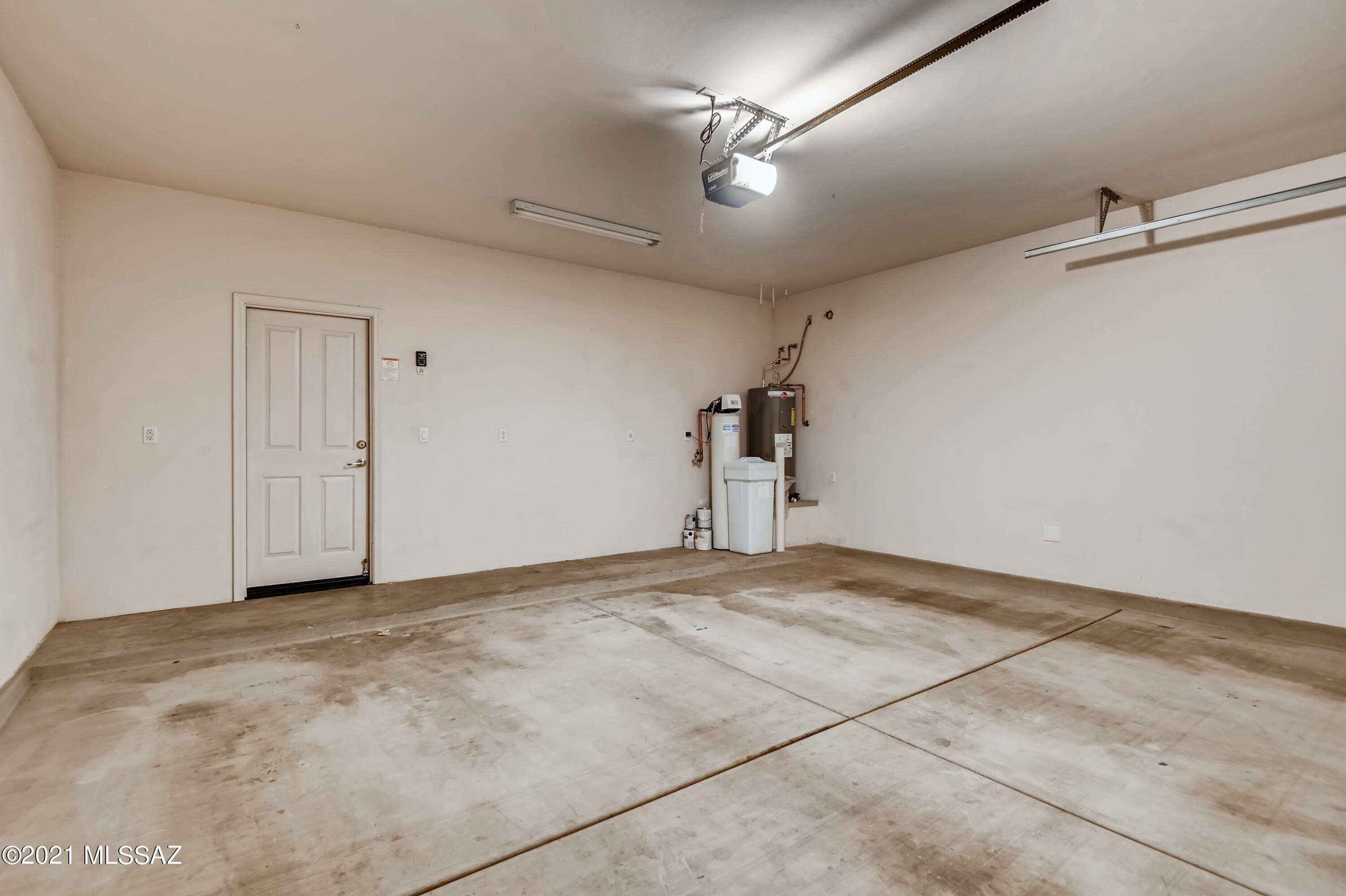 391 East Calderwood Road Tucson, AZ 85704 - Photo 30 of 33 Gallery Image 30