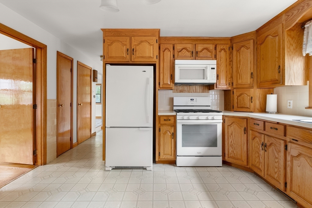 1 Rambler Road Methuen, MA 01844 - Photo 11 of 42