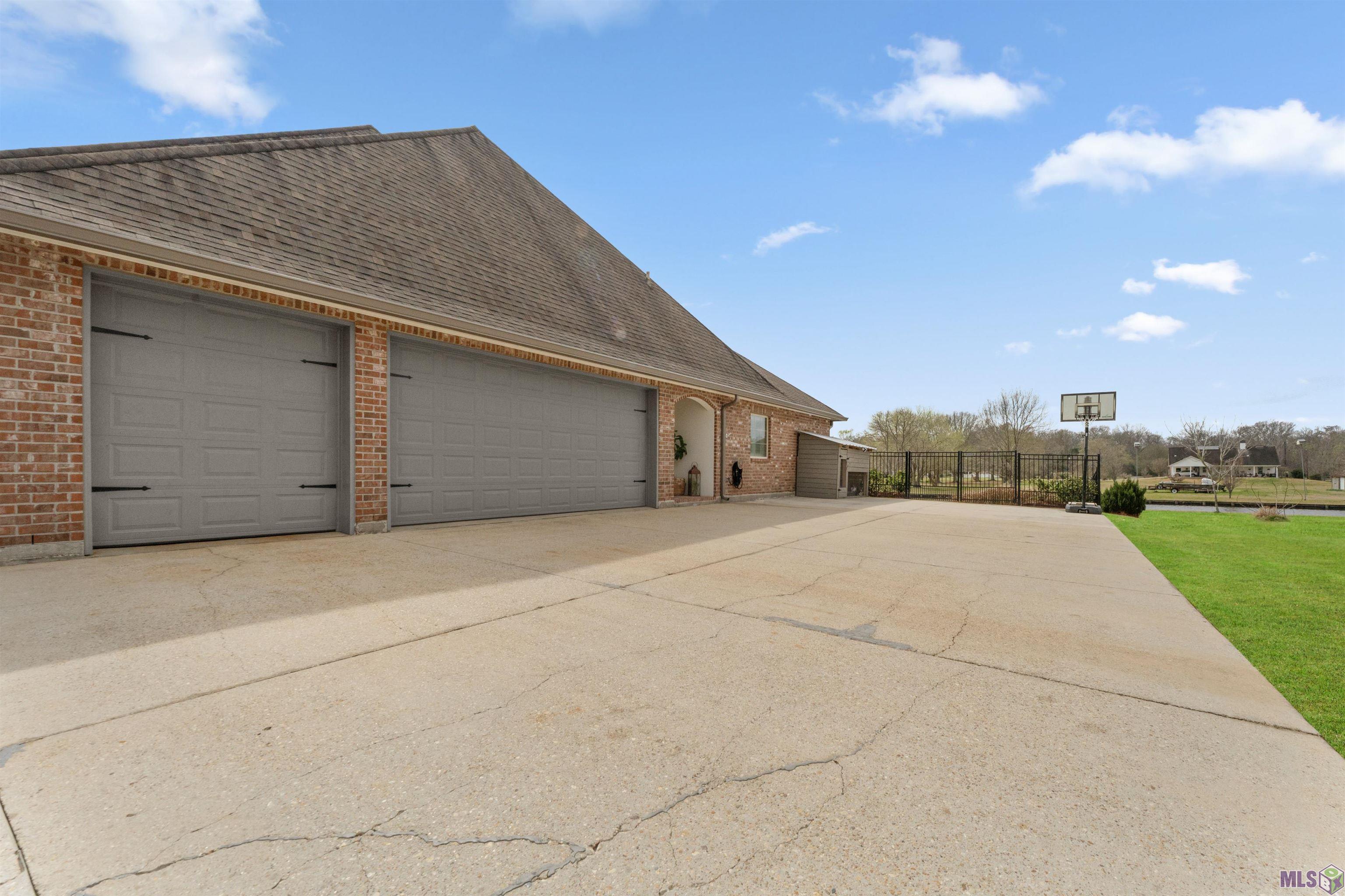 10369 Buddy Gore Road Gonzales, LA 70737 - Photo 34 of 36 Gallery Image 34