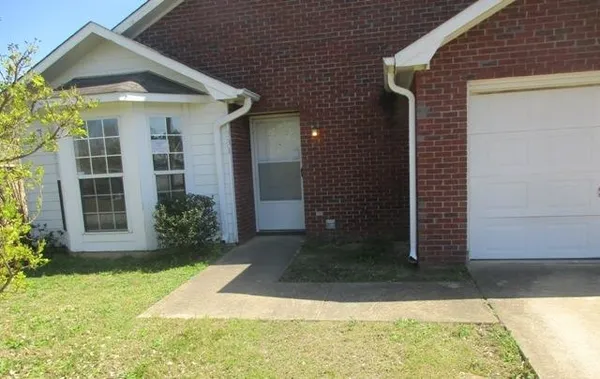 $1,050 | 331 Mill Pond Drive, Phenix City, AL 36870