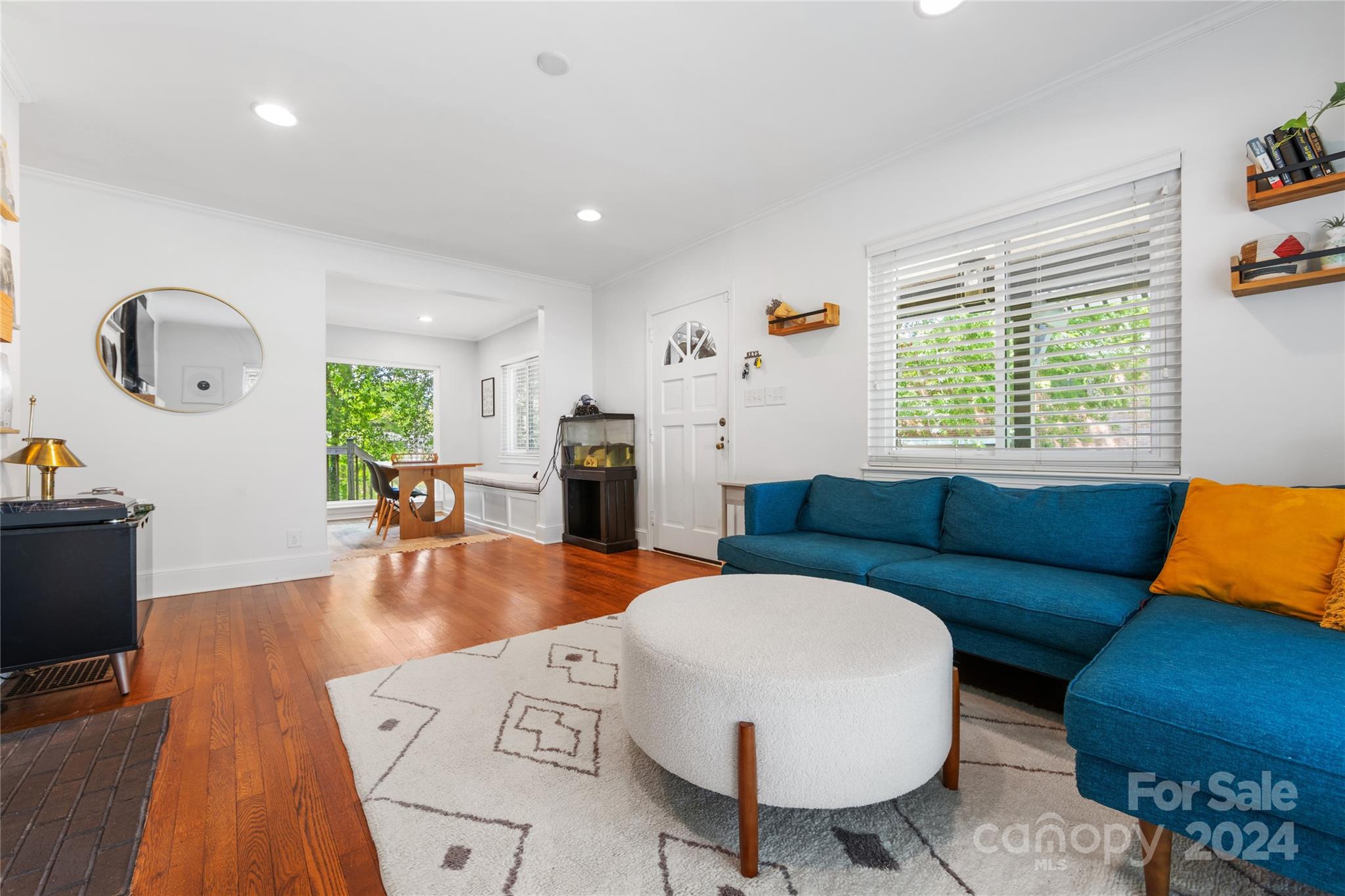 5000 Valley Stream Road Charlotte, NC 28209 - Photo 7 of 34 Gallery Image 7