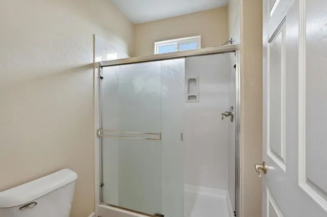 $379,000 | 3013 La Vina Circle, Los Banos, CA 93635