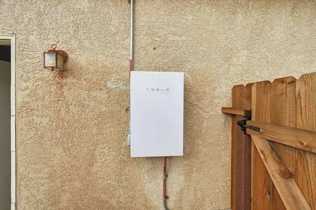 $379,000 | 3013 La Vina Circle, Los Banos, CA 93635