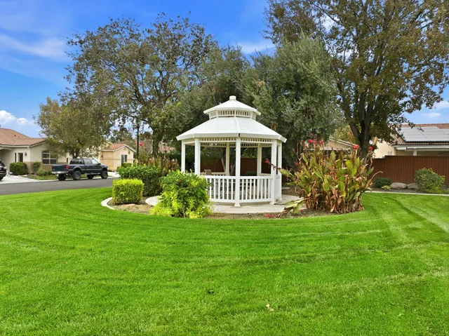 $379,000 | 3013 La Vina Circle, Los Banos, CA 93635