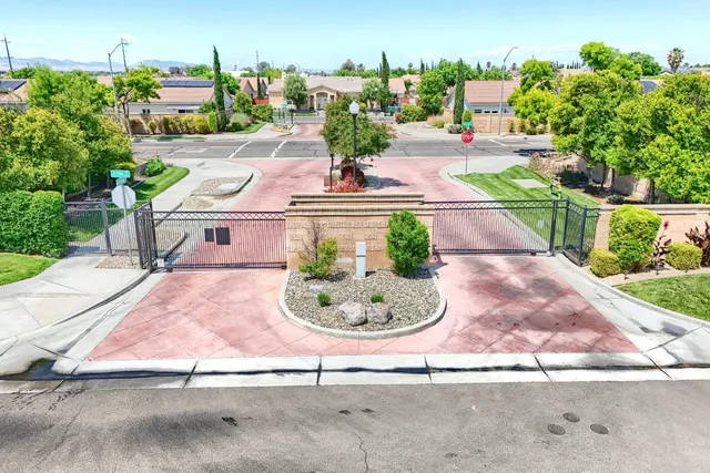 $379,000 | 3013 La Vina Circle, Los Banos, CA 93635