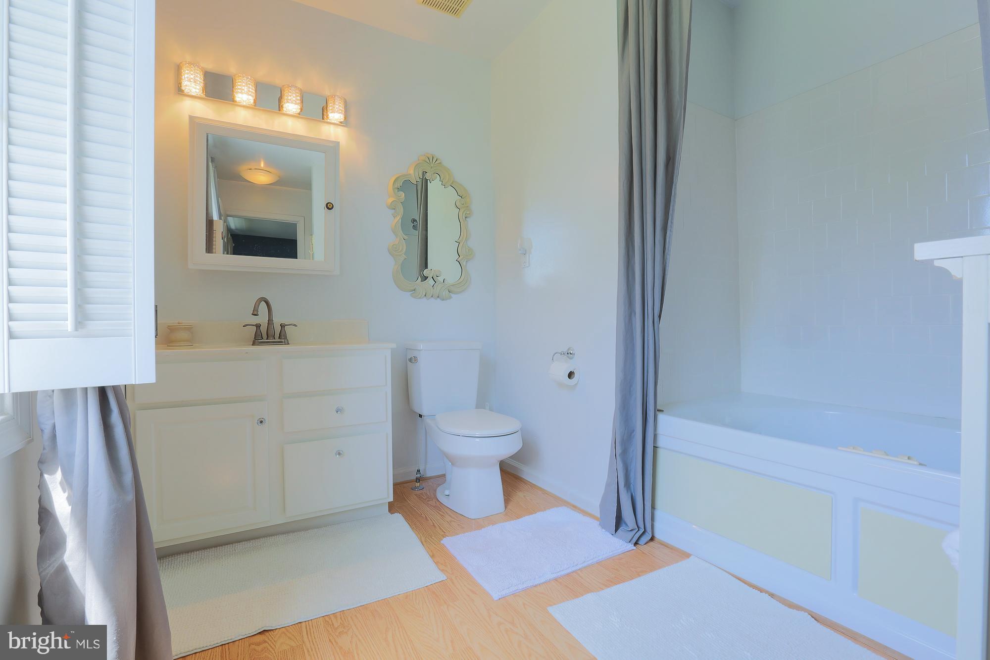 1527 Galena Road Baltimore, MD 21221 - Photo 21 of 30 Bath (Master)