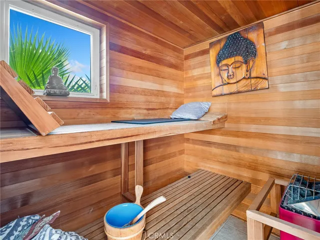 $1,195,000 | 17970 Vista Point Drive, Victorville, CA 92395