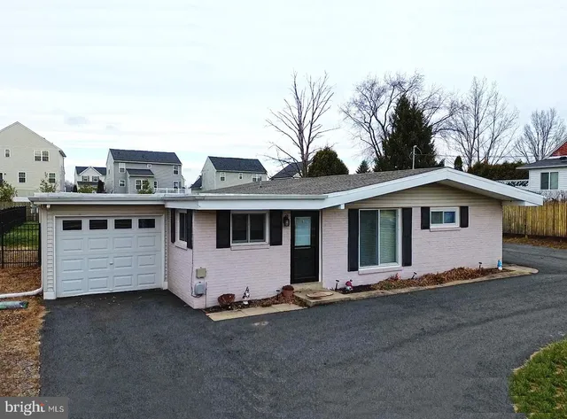 $335,000 | 2403 North Charlotte Street, Pottstown, PA 19464