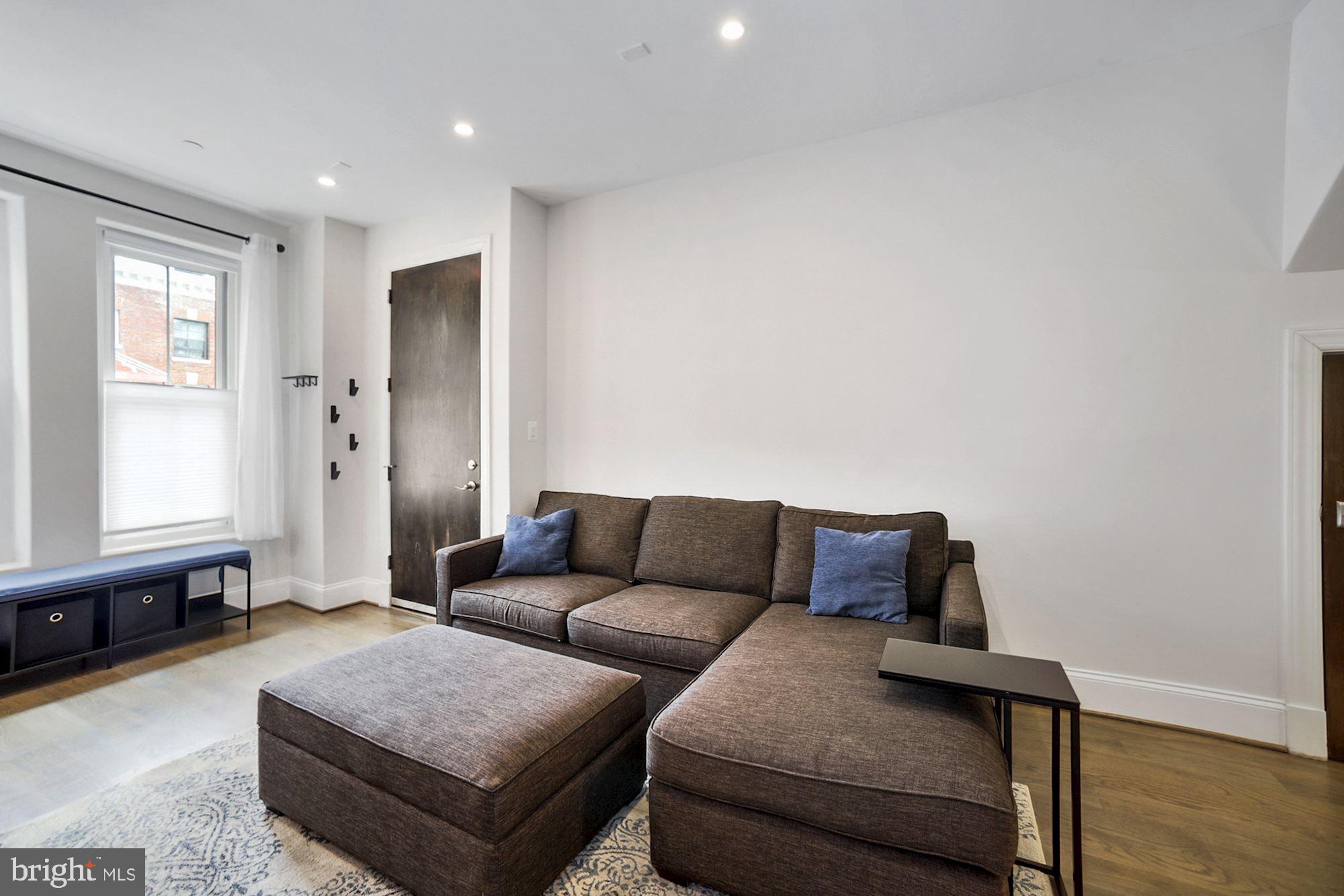 2298 Champlain Street Northwest, Unit B Washington, DC 20009 - Photo 11 of 65