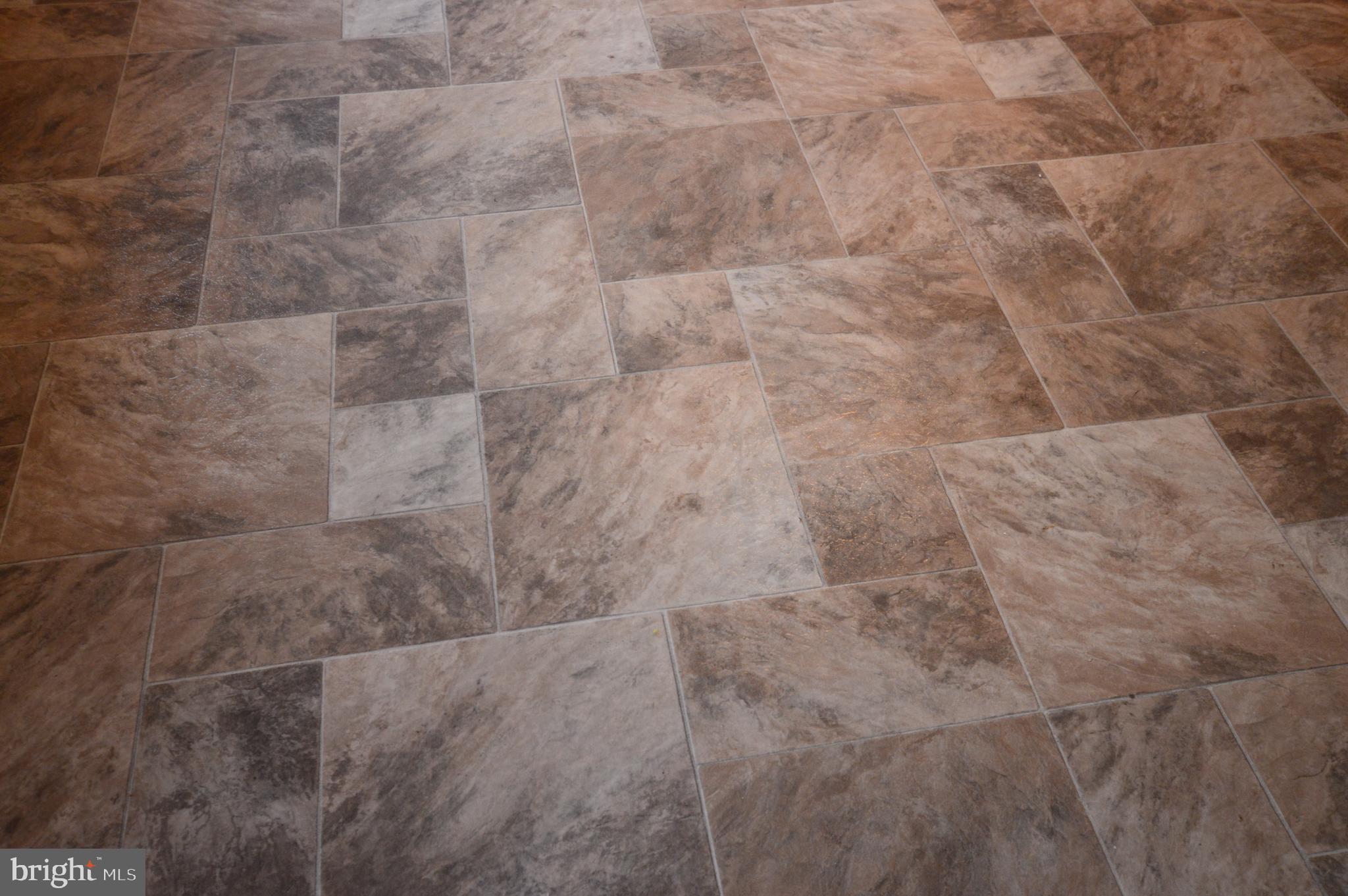 247 Brunswick Road Stephens City, VA 22655 - Photo 8 of 39 beautiful neutral flooring - trending colors