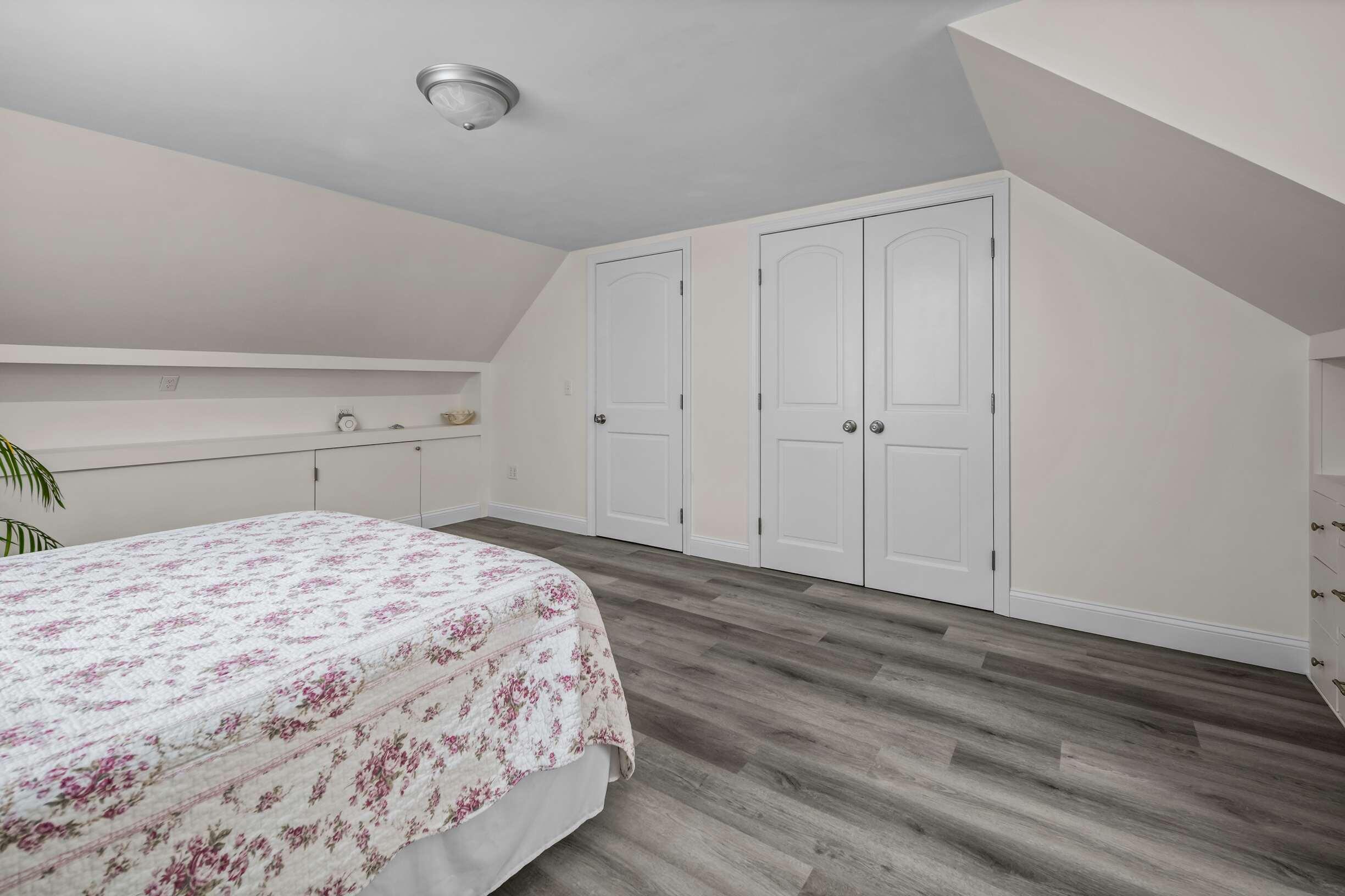 208 Long Sands Road York, ME 03909 - Photo 14 of 44 Bedroom