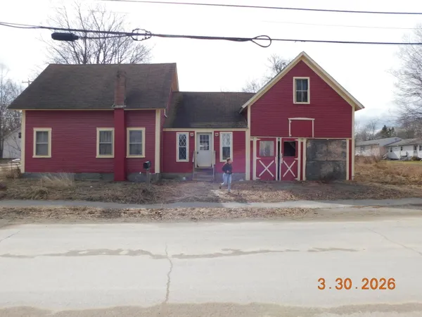 $90,000 | 26 Water Street, Newport, ME 04953