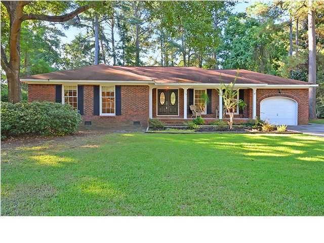 110 Niblick Road Summerville, SC 29483 - Photo 1 of 18 Primary Photo