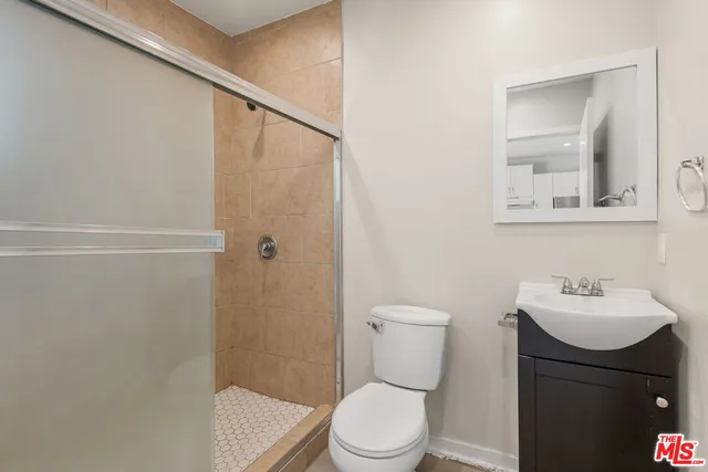 $4,595 | 15328 Vose Street, Van Nuys, CA 91406