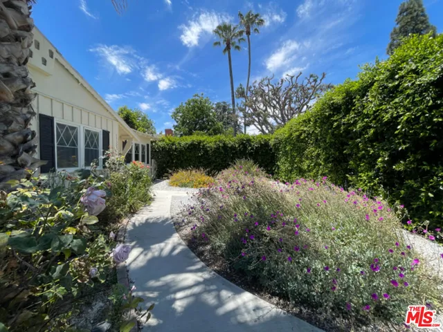 $4,595 | 15328 Vose Street, Van Nuys, CA 91406