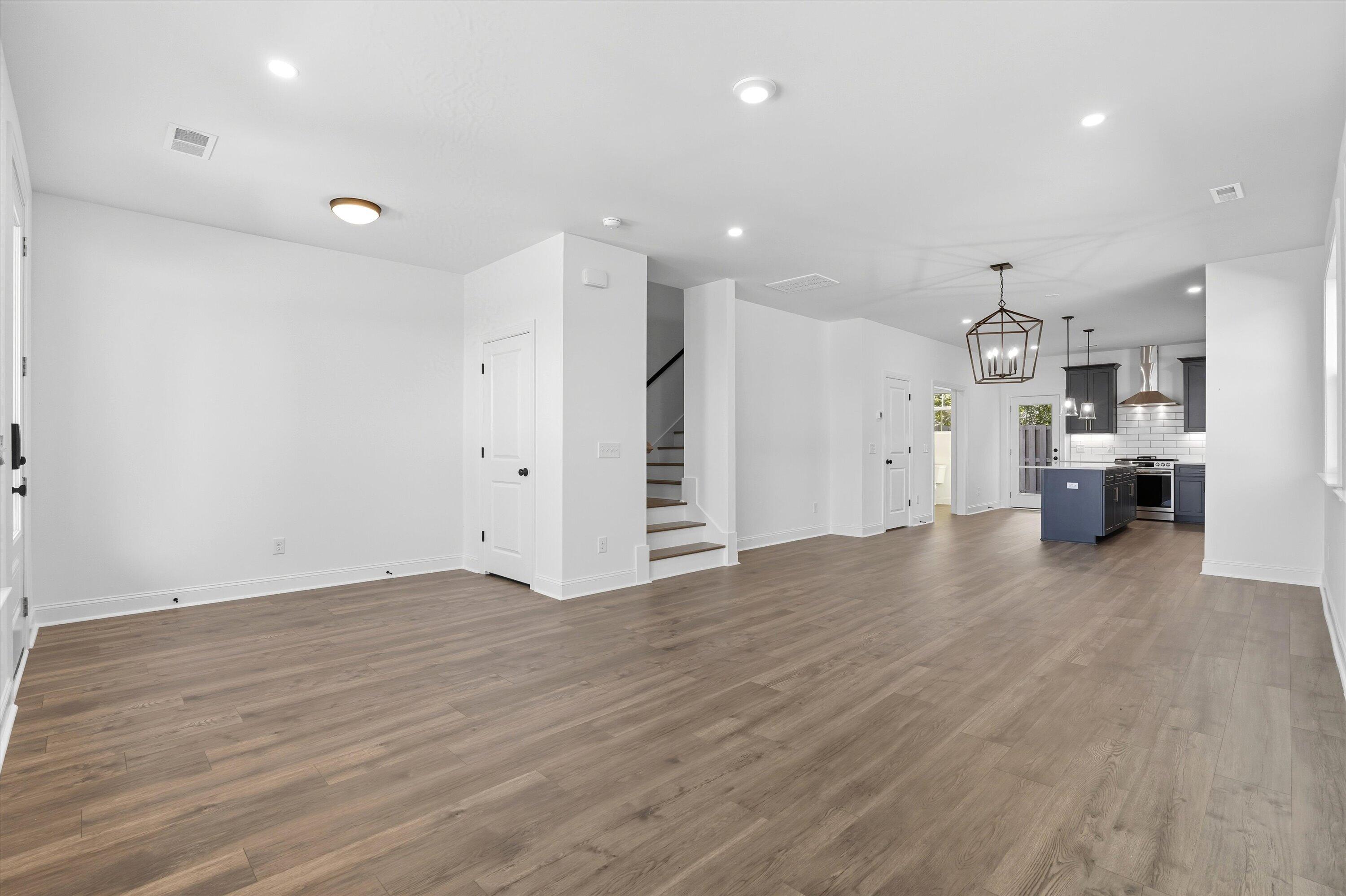 536 Hayes Park Boulevard Johns Island, SC 29455 - Photo 3 of 25 07-010_DSC01683