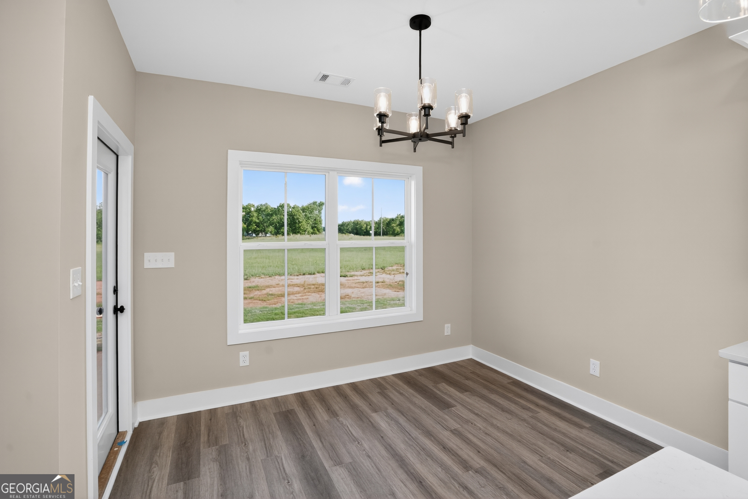 54 Melville Brown Road Williamson, GA 30292 - Photo 11 of 56