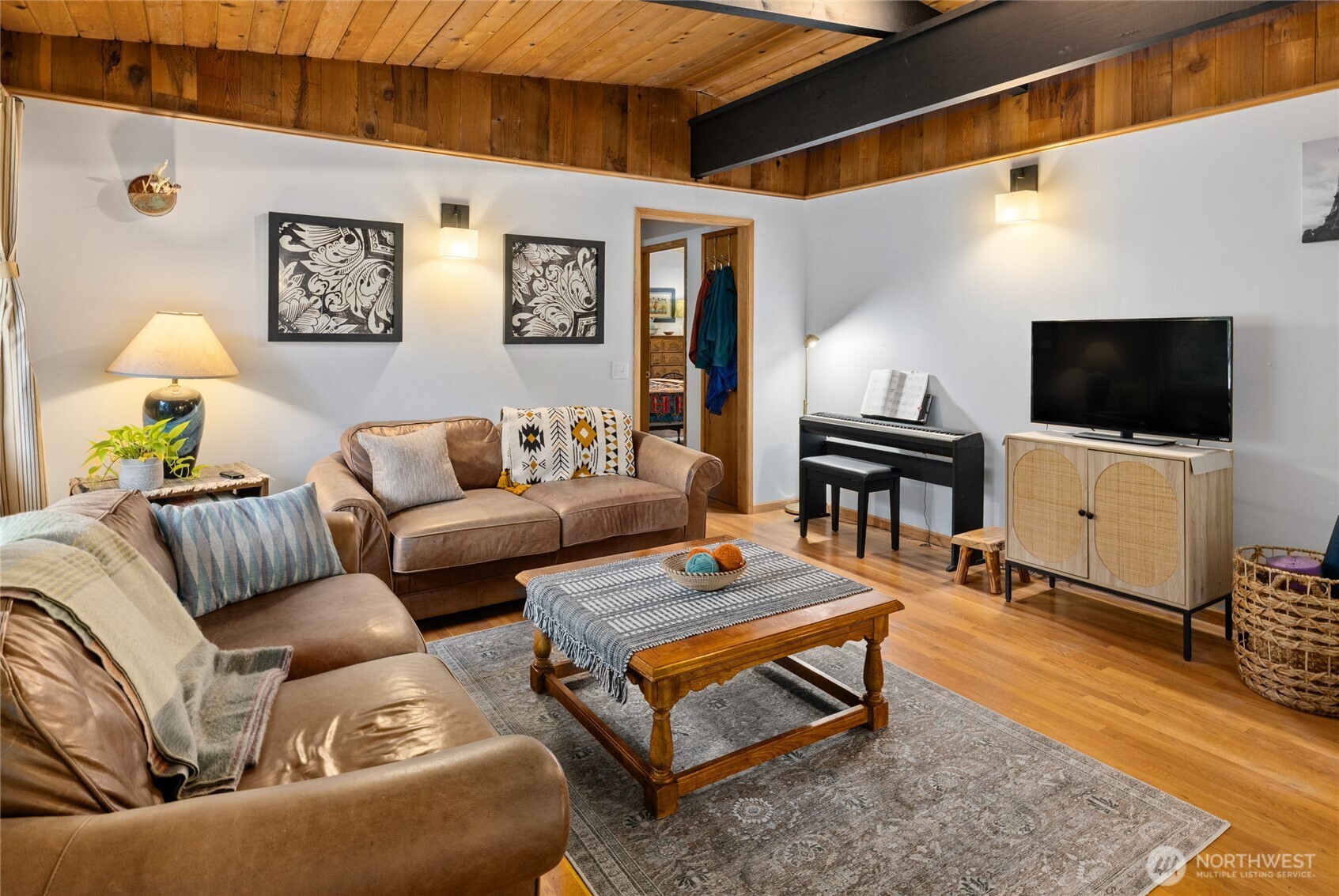 5093 East Harbor Road Freeland, WA 98249 - Photo 13 of 40 Gallery Image 13