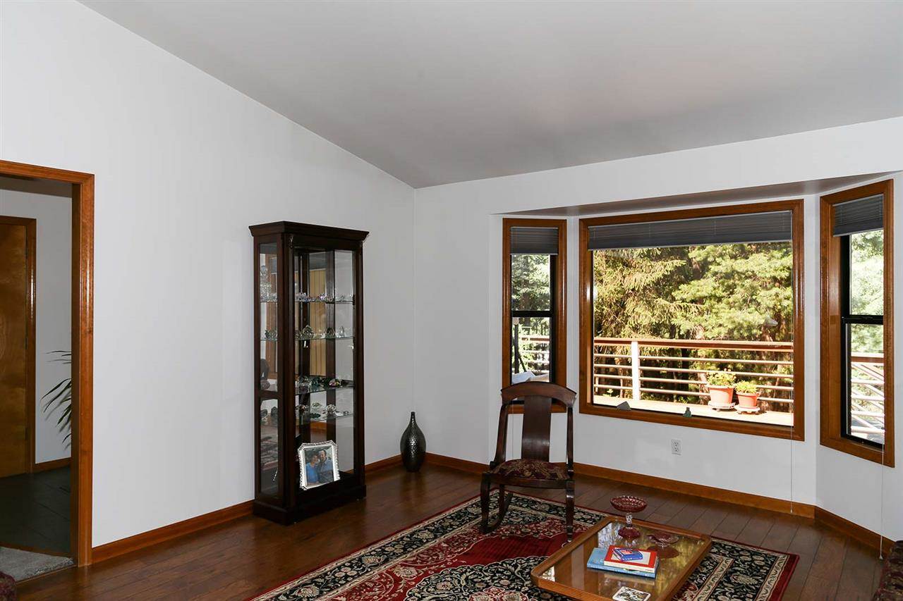 12195 Valley View Road Nevada City, CA 95959 - Photo 7 of 14 Gallery Image 7
