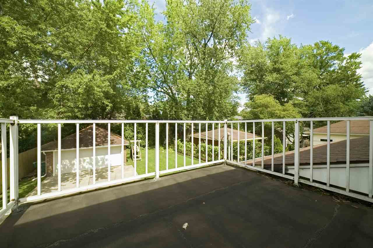 1366 Audubon Road Grosse Pointe, MI 48230 - Photo 26 of 38 50018031-25.JPG