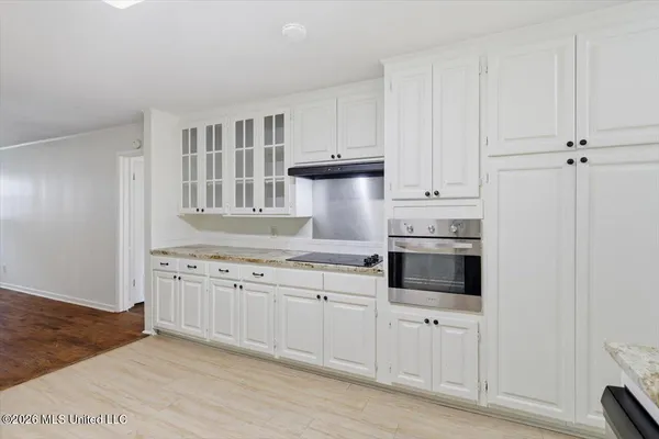$2,300 | 2230 East Northside Drive, Jackson, MS 39211