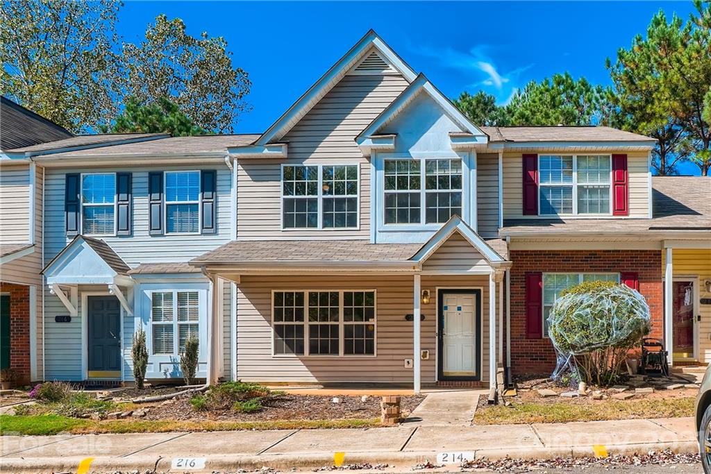 214 Butler Place Fort Mill, SC 29715 - Photo 1 of 32 Gallery Image 1