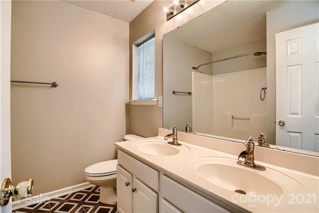 214 Butler Place Fort Mill, SC 29715 - Photo 21 of 32 Gallery Image 21