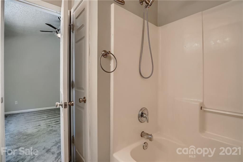 214 Butler Place Fort Mill, SC 29715 - Photo 22 of 32 Gallery Image 22