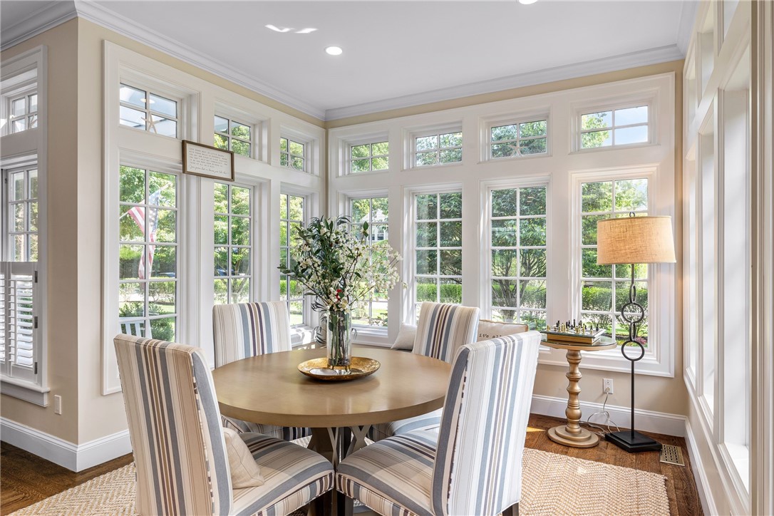 100 Longfellow Road Jamestown, RI 02835 - Photo 27 of 50 Cozy sunroom.