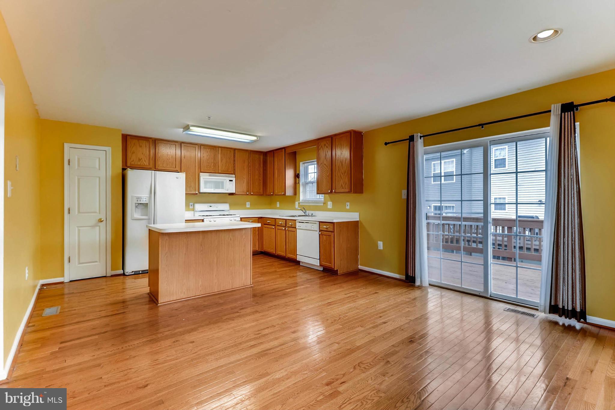 4631 Ashforth Way Owings Mills, MD 21117 - Photo 11 of 30 Breakfast Area