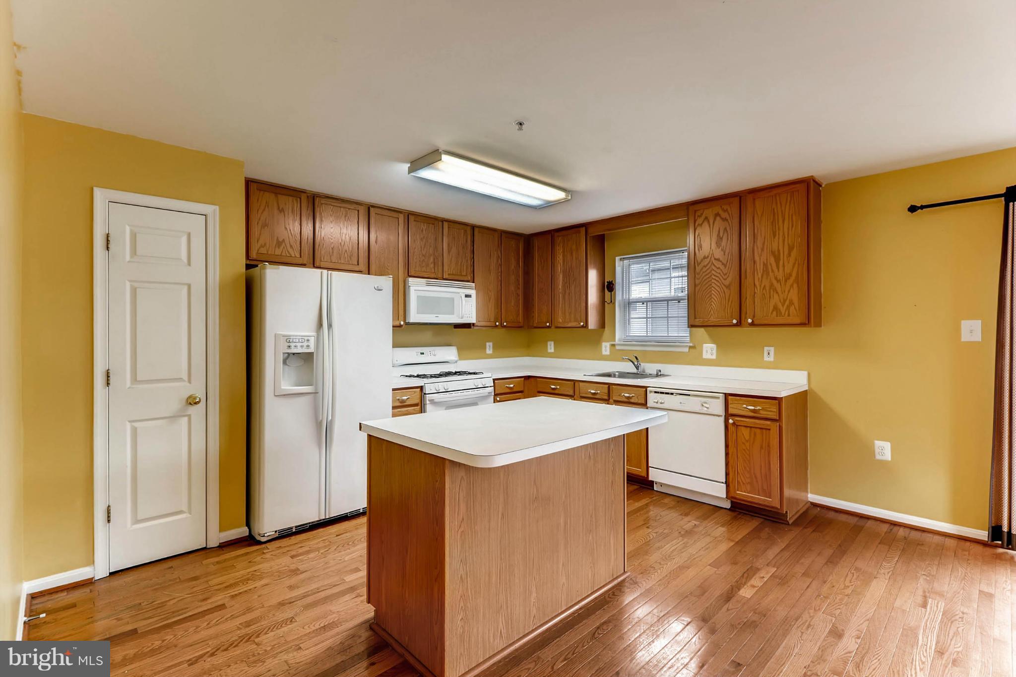 4631 Ashforth Way Owings Mills, MD 21117 - Photo 8 of 30 Kitchen