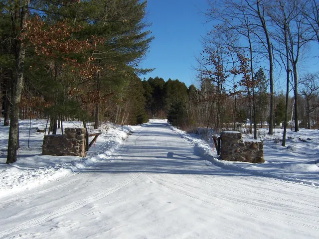 $95,000 | 25309 White Oak Drive, Webster, WI 54893