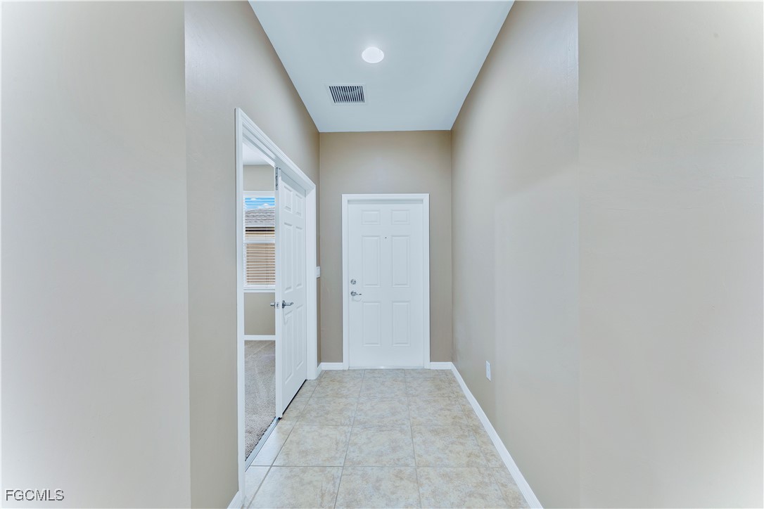 10781 Crossback Lane Lehigh Acres, FL 33936 - Photo 4 of 28