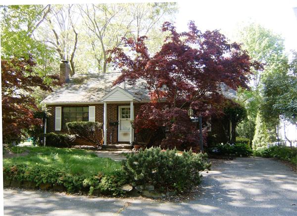 98 East Border Road Malden, MA 02148 - Photo 1 of 15 Gallery Image 1