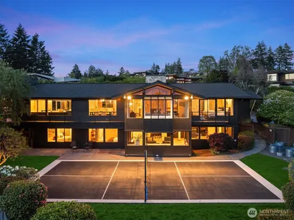 $5,950,000 | 9242 Northeast 14th Street, Clyde Hill, WA 98004