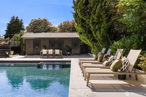$5,950,000 | 9242 Northeast 14th Street, Clyde Hill, WA 98004